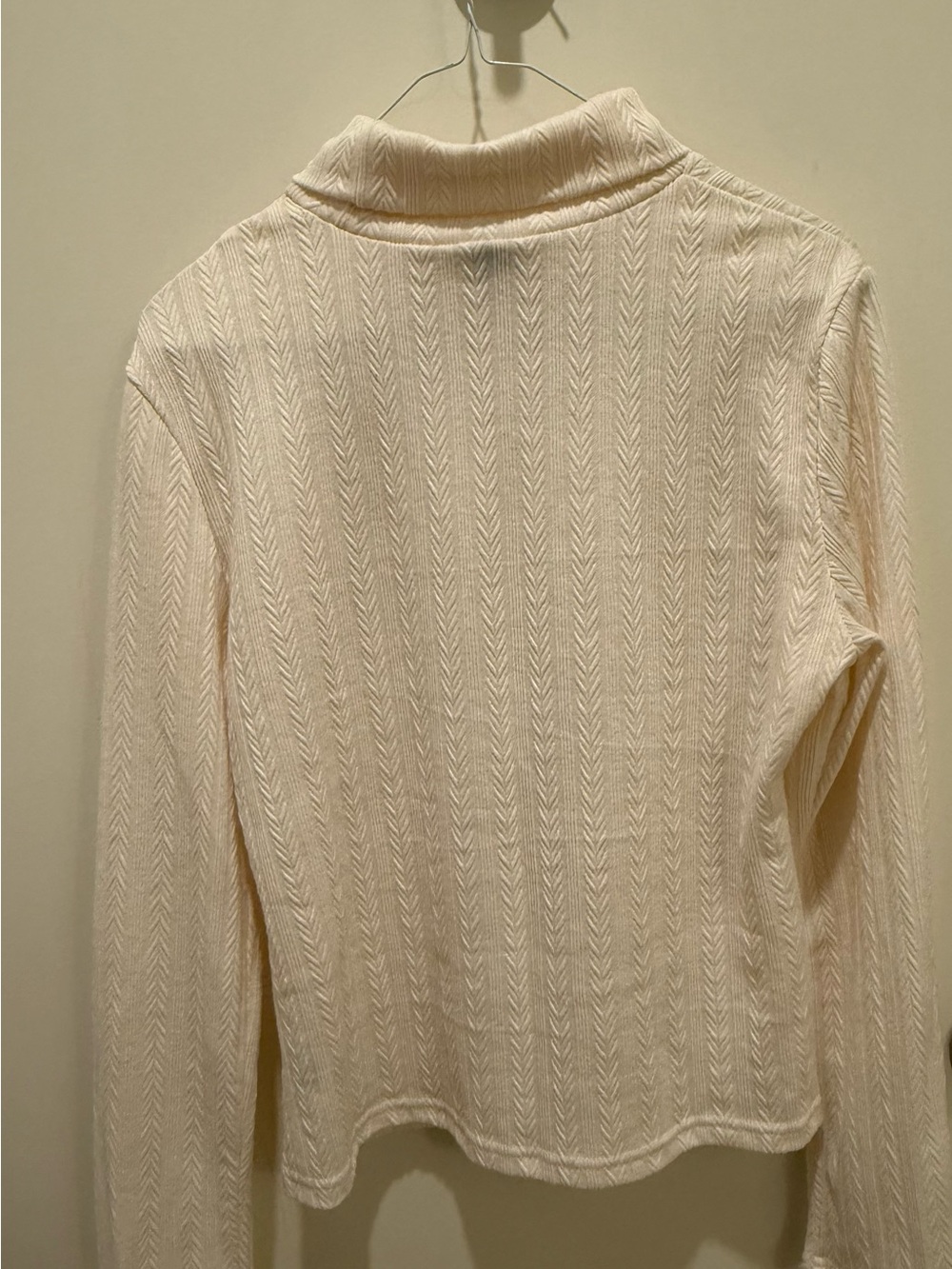 Women’s Turtleneck Cable Knit
